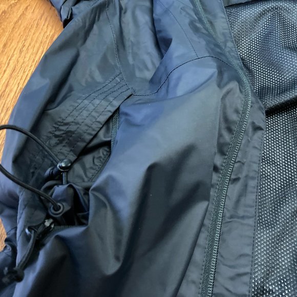 Never Worn The North Face Wind Breaker Jacket - Picture 6 of 6